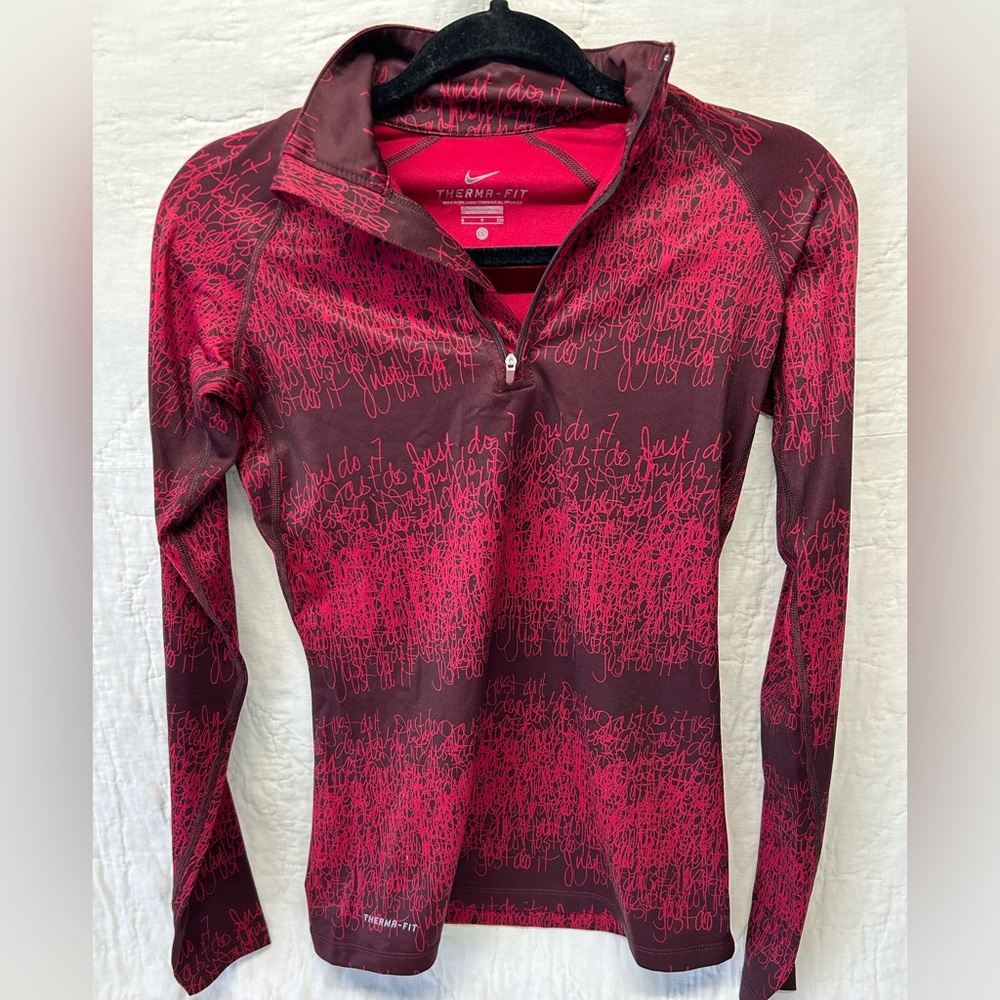 Women’s Nike Therma-fit 1/4 zip athletic shirt - Size Small